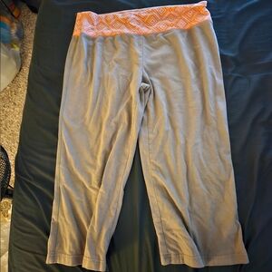 Grey Mix & Co Capris Leggings